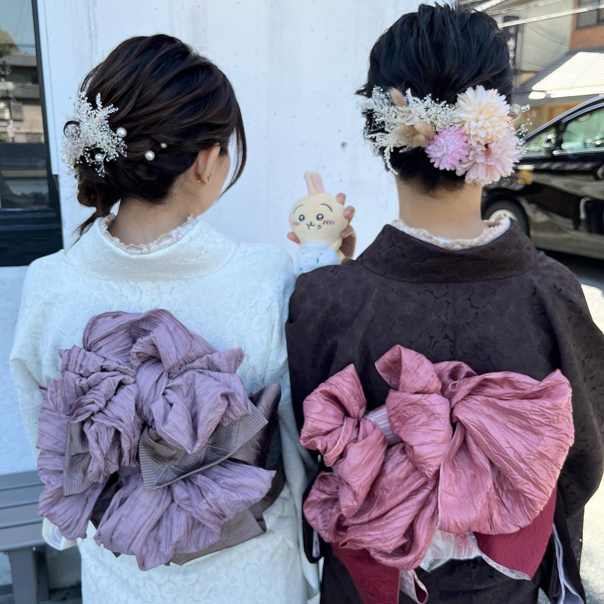 a_copom's tweet photo. 京乃都 八坂店さんで着物をお借りしました✨

レースの着物着てみたかったので嬉しい🤍
かわいくなりすぎないように帯まわりは大人っぽい仕上がりになるように組み合わせてみました👘

お友達も同じレースの模様のブラウン🤎
モ… https://t.co/v4SS2lEJXV https://t.co/ZzxmW7fNyj