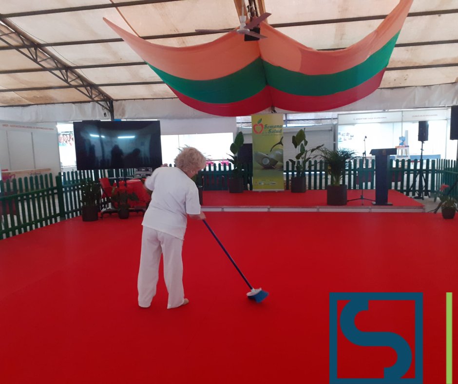 SercomosaN's tweet photo. Todo preparado en los stands de la 15ª Semana de la Salud, Educación y Deporte de Molina de Segura.
Nuestro equipo de #LimpiezadeEdificios lo ha dejado todo en perfectas condiciones; limpio y desinfectado. 😍👏👏
#EnamoradosdeNuestroTrabajo #FacilityServices https://t.co/Yf6n2AnIDa