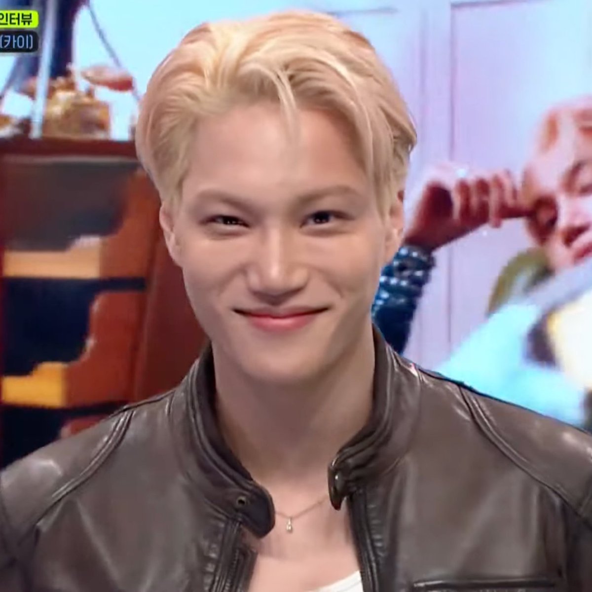 jonginsmiling's tweet photo. KAI ON MCOUNTDOWN!! https://t.co/sXL6MDQdKZ