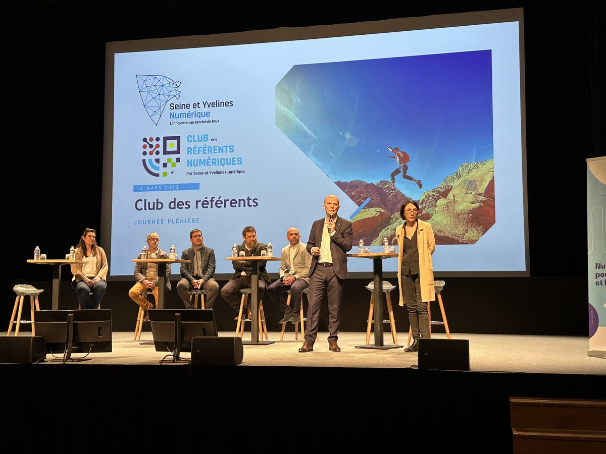 FredTibout's tweet photo. Merci à @synumerique pour son invitation au Club des référents numériques. Un projet sur le numérique scolaire de @Les_Yvelines toujours plus ambitieux et l'opportunité d'échanger avec les référents numériques et les enseignants qui utilisent #LinguaAttack dans leurs collèges. https://t.co/peyHDt6xgW