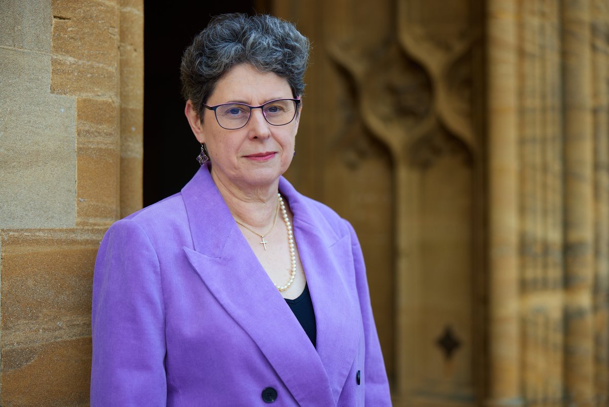 The King has approved the appointment of Rev Canon Professor Sarah Foot as Dean of Christ Church, Oxford. Prof Foot is the first woman to be chosen for the role in our almost 500-year history: 

chch.ox.ac.uk/news/house/app…