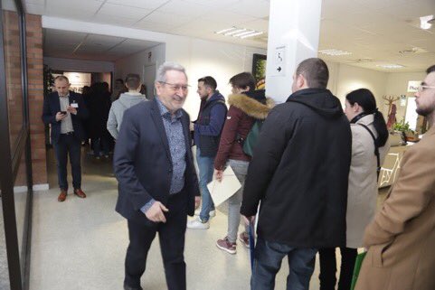Ce lundi, lors du forum emploi d’Aulnoye Aymeries, 137 participants rencontrés et 120 CV récoltés par la DL TER Lille Avesnois et le recrutement.
Un beau succès et un grand merci à <a href="/BernardBaudoux/">Bernard Baudoux</a> pour son invitation.
 <a href="/HugoGrges/">Hugo Georges</a> <a href="/hautsdefrance/">Région Hauts-de-France</a> <a href="/TERHDF/">TER Hauts-de-France</a> <a href="/JeromeBodel/">Jérôme Bodel</a>