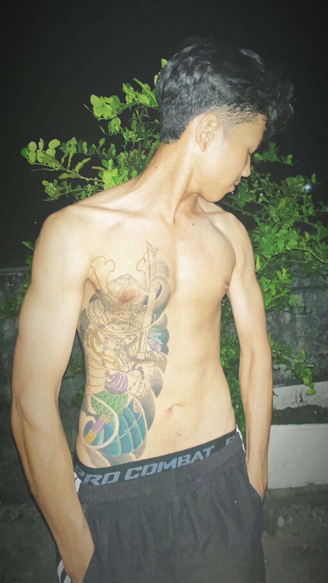 nxtdecem's tweet photo. หาเจ๊เลี้ยงหน่อยดิ้🫣#ชายแท้ #ภูเก็ต #เด็กดีไม่ดื้อเด็กดื้อไม่ดี💖 https://t.co/AyYfxtuA9u