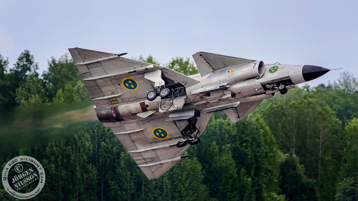 Swedish Air Force Historic Flight´s #SAAB AJS 37 Viggen.
#thunderthursday