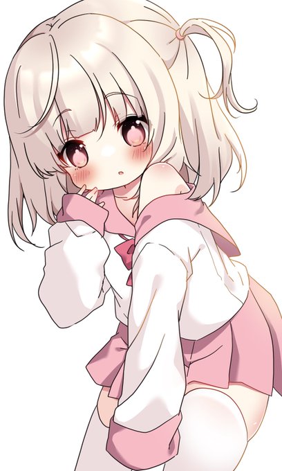 【落描き】
こんな感じのろりっこが夢に出てきたからちょっと描いてみた🌷 