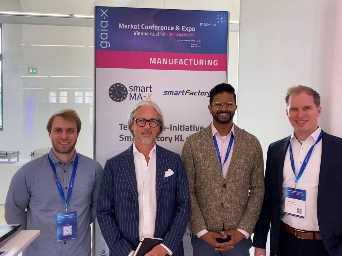 SmartFactoryKL's tweet photo. Hoher Besuch in Wien! @gaiax_aisbl CEO Francesco Bonfiglio traf #smartMAX-Projektleiter Keran Sivalingam, Magnus Volkmann & Simon Jungbluth während der #MarketX-Messe.
Wir freuen uns auf ein Wiedersehen auf der @hannover_messe in Halle 8, Stand D18! https://t.co/joZ469h0zg