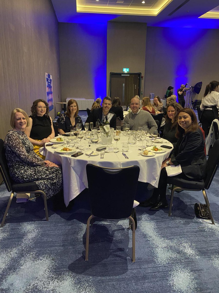 EqualityNCLUni's tweet photo. Great evening networking with colleagues and celebrating our REC Award yesterday! ❤️

#ediconf23 @AdvanceHE @DUEDI7 https://t.co/ZLMT9SZrHf