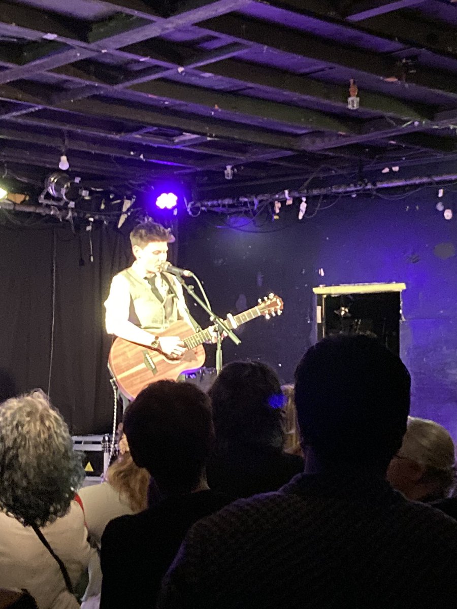 faith kane tweet media