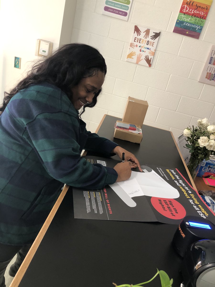 JenSchoolNurse's tweet photo. @MillCreekMSCCPS support staff signing the #espbillofrights. #indispensableschoolnurse https://t.co/ilpYzMOUdn