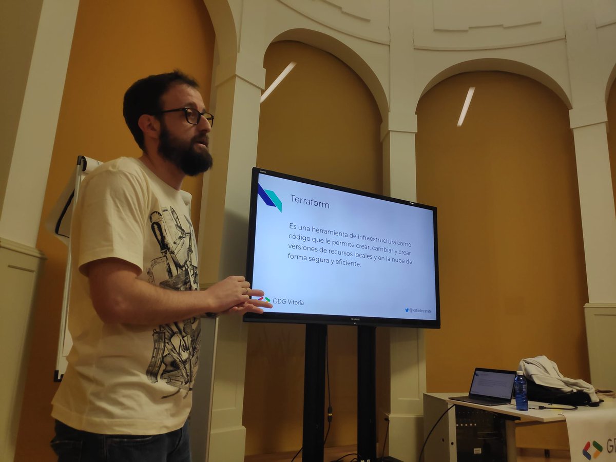 iortizdezarate's tweet photo. Ya están disponibles tanto la presentación como el repositorio de código de la charla de ayer en @GdgVitoria. Si estuviste y quieres echar un vistazo, o si no estuviste y quieres ‘cotillear’ por aquí te dejo el enlace:

🔗 https://t.co/KzrxcbryYv 

¡Larga vida al #IaC! https://t.co/YMvXecp9ym