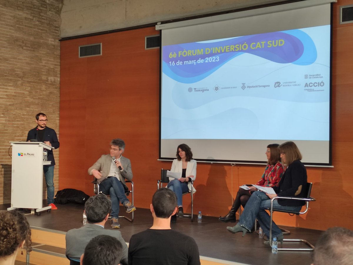TGNImpulsa's tweet photo. Seguim al 6è #Fòrum #CatSud 😀
Amb la presentació del Juan Domingo de #TriviaExplore donem pas a la Taula Rodona "Iniciatives del territori per a l'impuls d'empreses emergents" amb #StartsudStudio, #TValley, #EconomistesBAN i Grup #GomàCamps https://t.co/eY8GIr3tsC