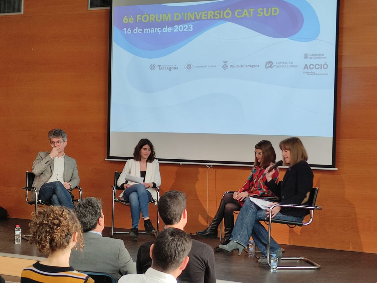 TGNImpulsa's tweet photo. Seguim al 6è #Fòrum #CatSud 😀
Amb la presentació del Juan Domingo de #TriviaExplore donem pas a la Taula Rodona "Iniciatives del territori per a l'impuls d'empreses emergents" amb #StartsudStudio, #TValley, #EconomistesBAN i Grup #GomàCamps https://t.co/eY8GIr3tsC