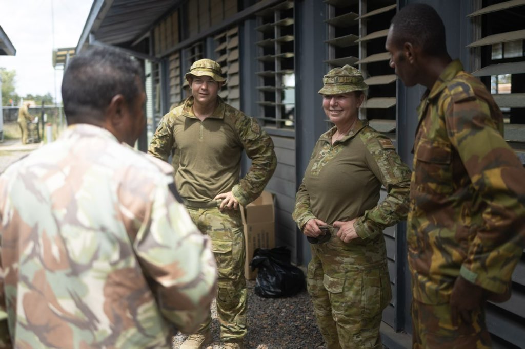 RSMAusArmy's tweet photo. I had a blast 💥 with 3Bde on Ex Silicon Brolga. Great to see soldiers out field enhancing their foundation war fighting skills while innovating alongside PNG Army Engineers. @3BrigadeTSV https://t.co/9c0aJxiBo6