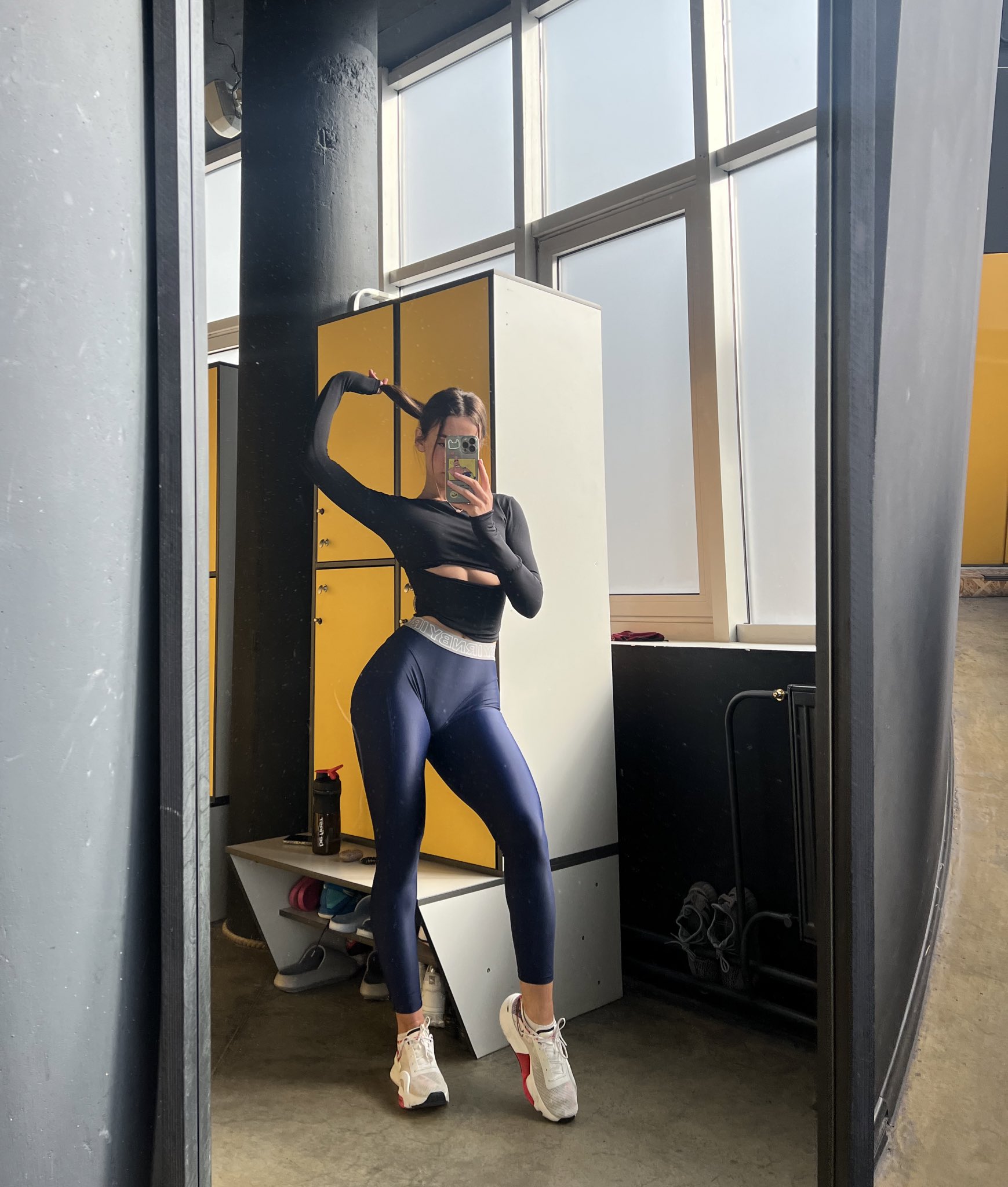 TW Pornstars - 1 pic. Ellie Leen. Twitter. Rare pics in clothes🐸🌚. 10: