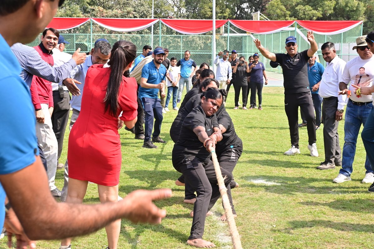 anand_sumati's tweet photo. 26. February. 2023
Hosted @heromotocorp
#khelotsav 
#anchor #anchoring #emcee #emceeing #influencer #influencers #virtualevent  #anchoring #emceeindia  #virtual  #virtualemcee #tv #hosting #tvhost #anchoringdiaries #anchor #emcees #emceedelhi #merizubani  #emceelife #paidtotalk https://t.co/jiIuwkdMBQ
