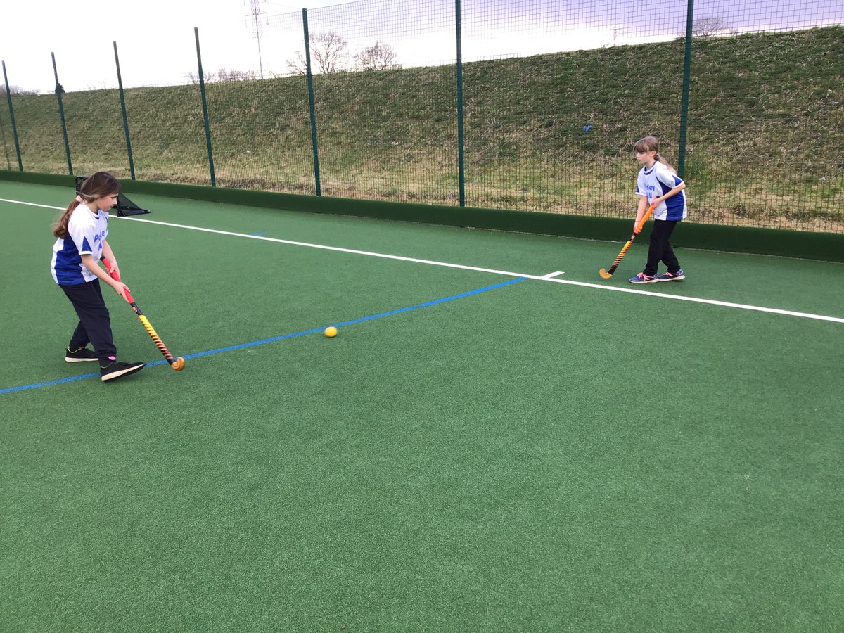 potleyprimary's tweet photo. A massive thank you to both @NehSGO and @yateleyhockey for another brilliant girls' Hockey session yesterday!! Despite the rather chilly conditions, our girls had lots of fun and smiled throughout. We'd love to play again sometime... 🏑#TeamPotley https://t.co/7Rk66pbfrZ