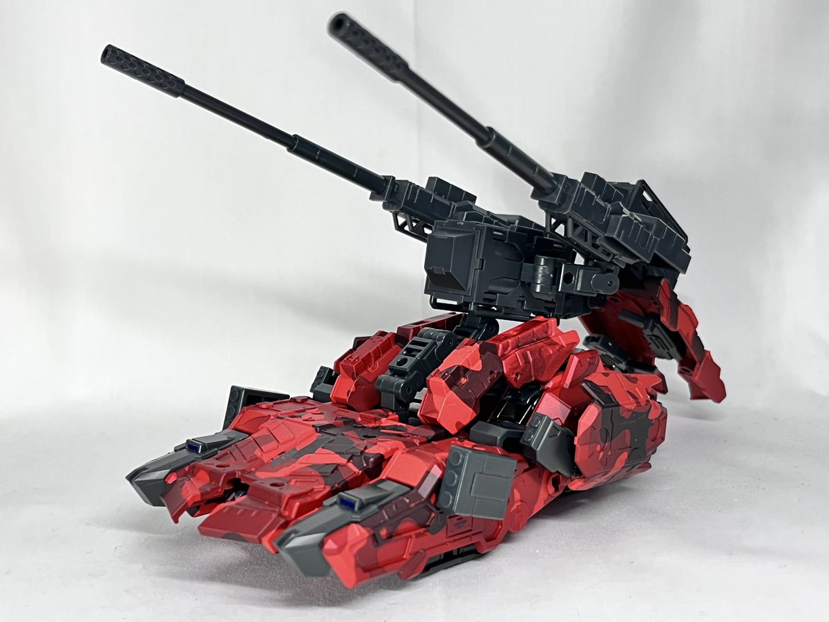 「バードバイナリのレッドジャッカル届いたので遊んでる武装パーツモリモリのモリすぎて」|xiny/さいにーのイラスト