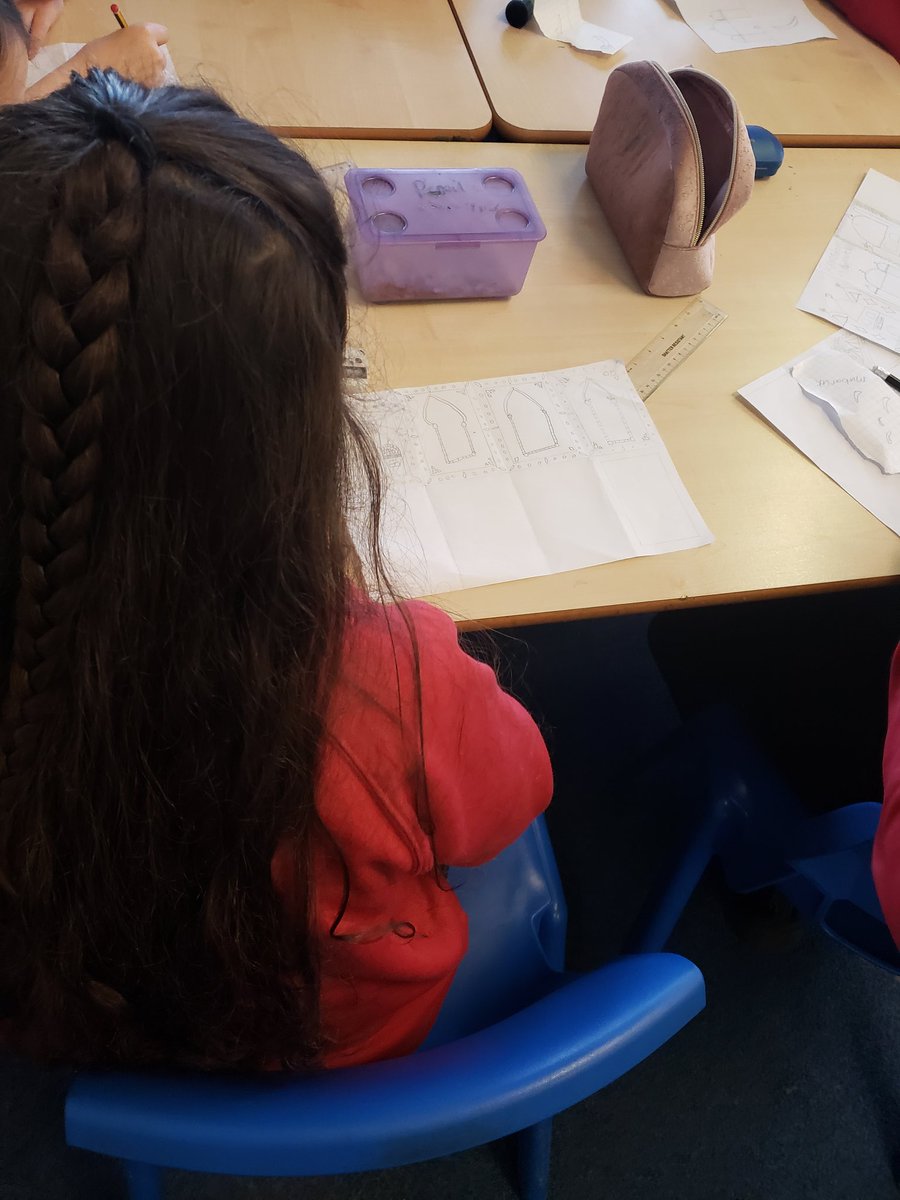 MrsRHarvey's tweet photo. Great creative work in class 12 making Islamic designs ready for Ramadan https://t.co/aZPvDF6qh4