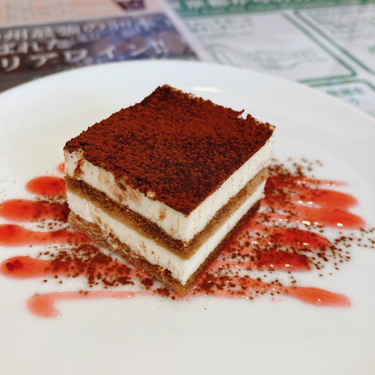 togopos's tweet photo. formaggio!!さん食べたくなって行きました！

メニューにはなく店員さんに聞いてみたらなんと作っていただけました！！✨

ほんとにありがとうございます😭

ツナのコクとトマトのほのかな酸味が絶妙でめちゃくちゃ美味しかったです！

ちょうど水曜の大盛りデーでたらふく食べれました♪

#戸越銀座 https://t.co/pFEgNp94il