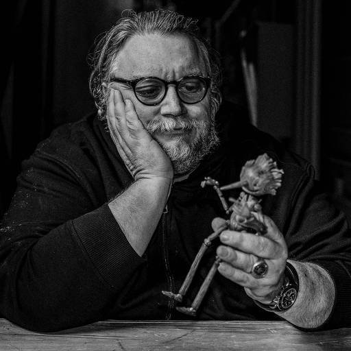 esquizofagica's tweet photo. Hot Take (?): Guillermo Del Toro é o Tim Burton que deu certo e não perdeu sua essência e originalidade. https://t.co/IjhnlxGhrV