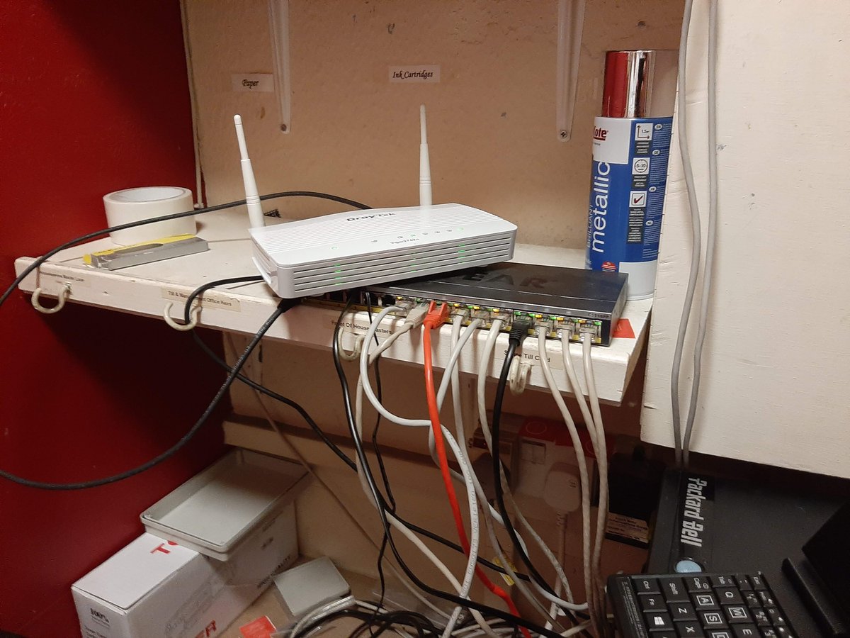SirrahTech's tweet image. Before and after pictures from a recent hotel network upgrade and tidy-up. Installed new rack, MikroTik router, and Unifi PoE switch to power multiple new WiFi access points for new Guest WiFi Network. #Network #WiFi #NorthEastWiFi #Unifi
