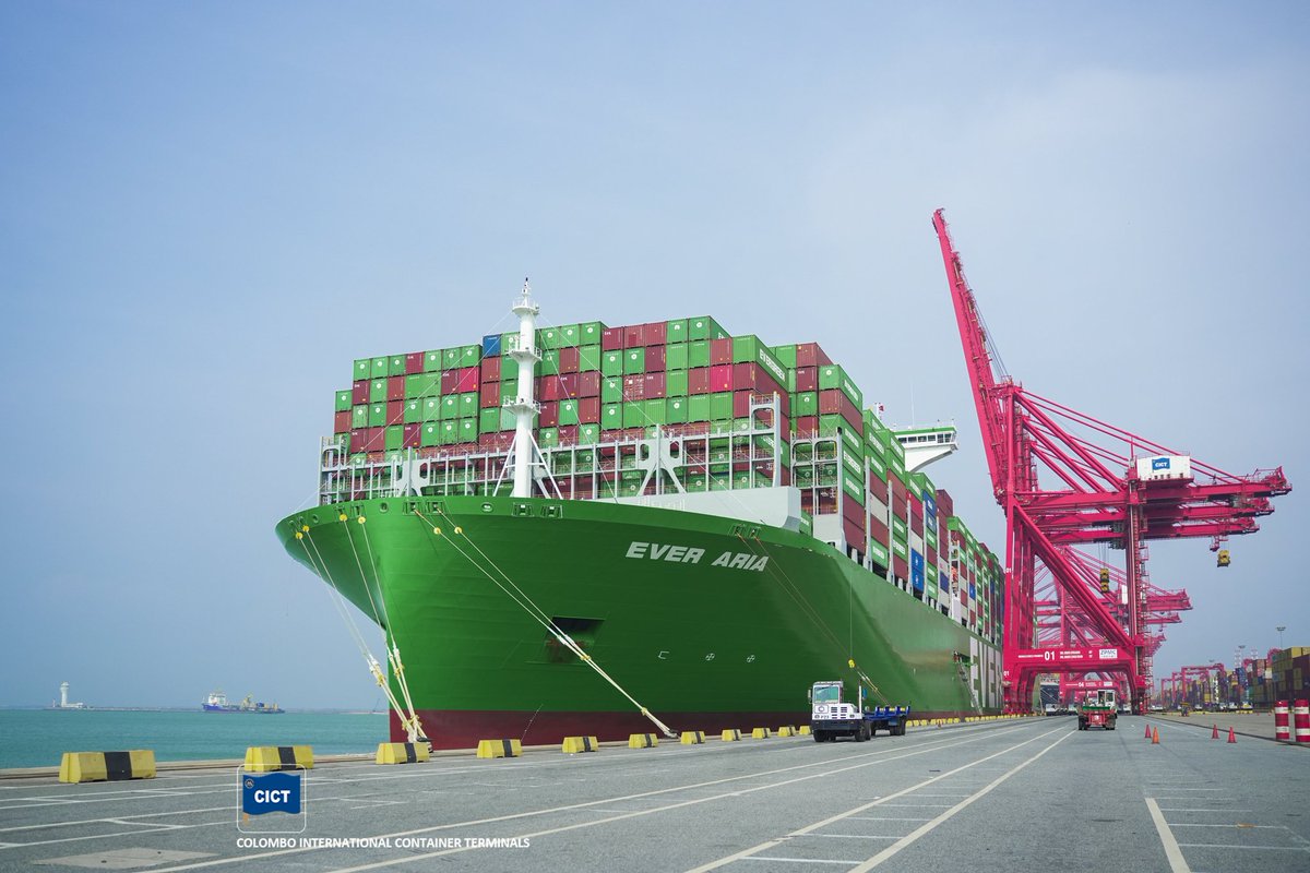 cict_srilanka's tweet photo. #CICT is the #DeepwaterTerminalofChoice for Mega vessels calling at the #PortofColombo
In focus: #EVER_ARIA (IMO: 9909132) is a #ContainerShip that was built in 2022.
Her carrying capacity is 24004 TEU and her current draught is reported to be 14.2 meters.
#EverAria #Evergreen https://t.co/VoxqrTBiMy