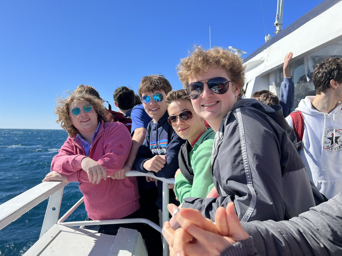 DeSmetJesuitHS's tweet photo. Ciao from the #IsleofCapri! #WeAreDeSmetJesuit #springbreak https://t.co/laX7hNiFyG