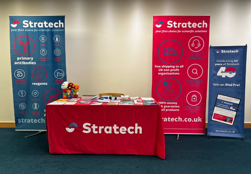 Stratech_UK's tweet photo. Today @SitalPStratech is at the Aaron Klug Building Cambridge UK @ASTRAZENECAUK Drop by and enter #winanIpad or play Guess the Balls to win @GIANTmicrobes or let introduce you to our 3mil + products #no1antibodysupplier #cambridge #miniex #astrazenecacambridge https://t.co/NMljfQlJSI