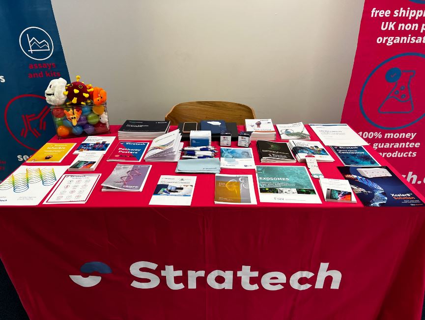 Stratech_UK's tweet photo. Today @SitalPStratech is at the Aaron Klug Building Cambridge UK @ASTRAZENECAUK Drop by and enter #winanIpad or play Guess the Balls to win @GIANTmicrobes or let introduce you to our 3mil + products #no1antibodysupplier #cambridge #miniex #astrazenecacambridge https://t.co/NMljfQlJSI