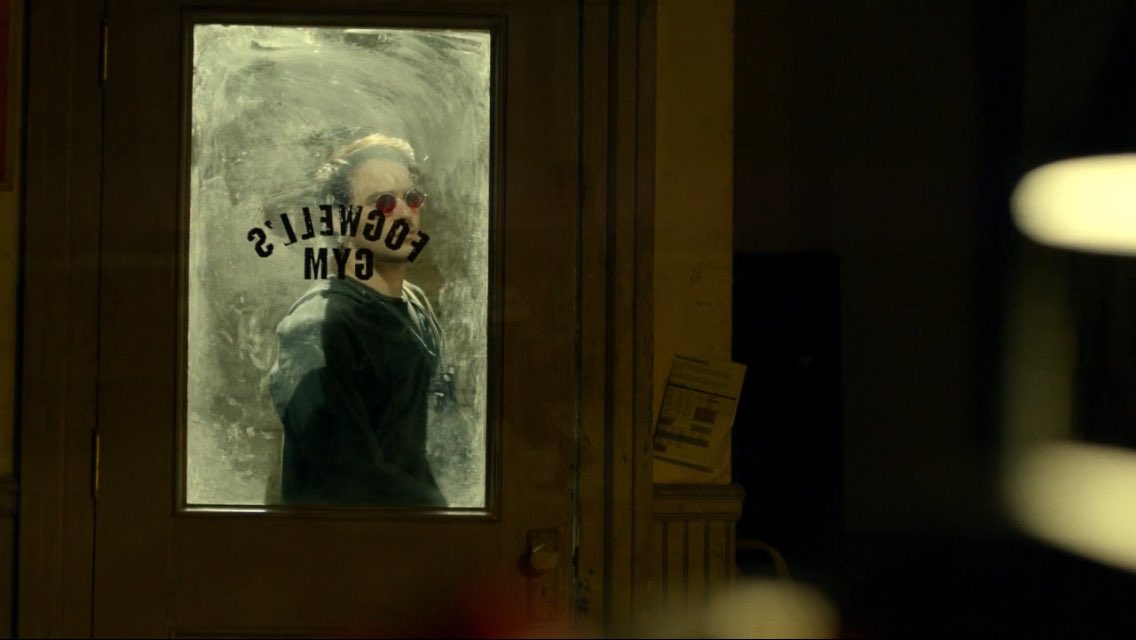 charliecoxfans's tweet photo. “He was a fighter. Old school. Boxer. Lost more than he won. Had a 24-31 record before he, uhh…But he could take a punch. Jesus, he could take a punch.” 

#Daredevil #DaredevilBornAgain #MattMurdock #CharlieCox 
🥊😈♥️ https://t.co/2XLLo8ltPd