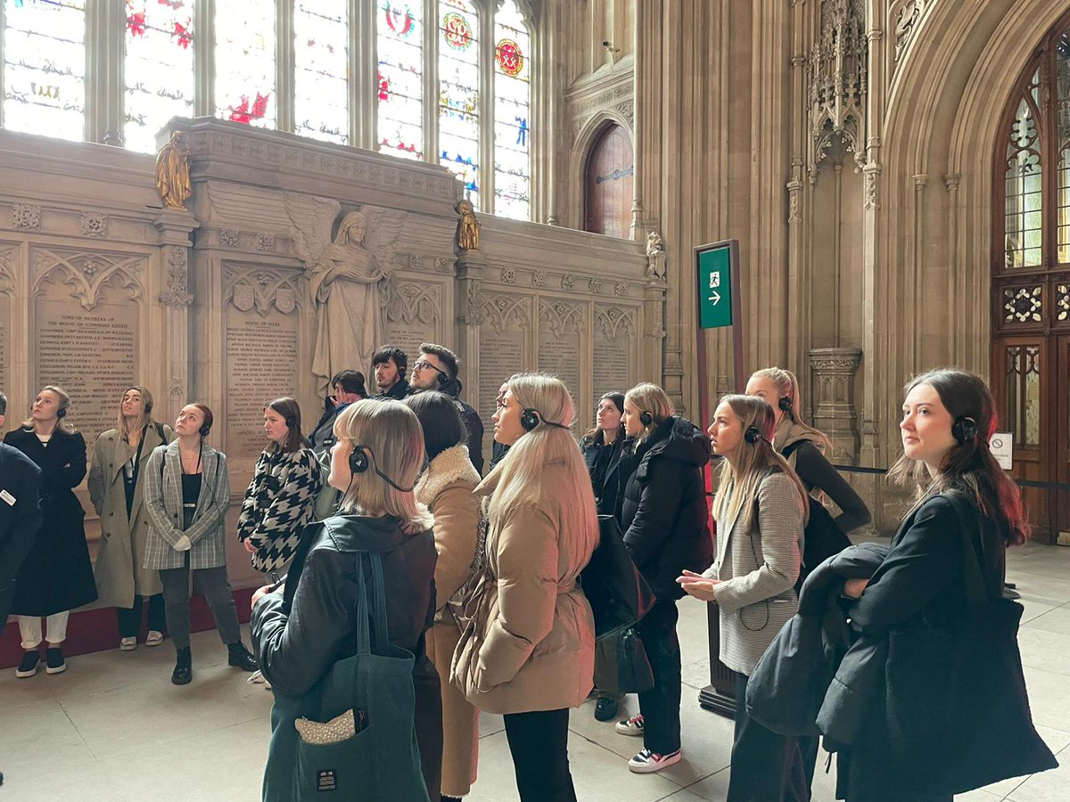 TheJournoSchool's tweet photo. Our undergraduate trainees walked the halls of Parliament where they saw iconic locations including Westminster Hall and the chamber of the House of Lords. Many thanks to Twickenham MP Munira Wilson for helping to organise this and for speaking with our trainees 🤗 @munirawilson https://t.co/djtqtqsekp