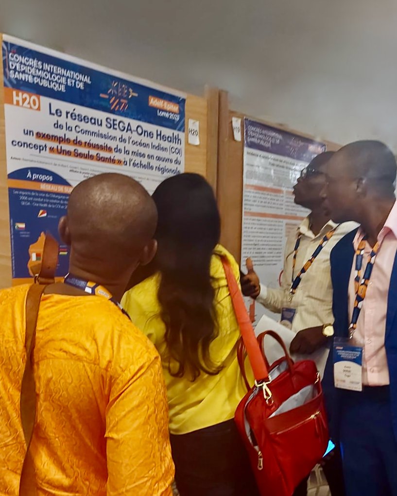 commission_coi's tweet photo. #HappeningNow au #Togo 🇹🇬 : congrès d'#épidémiologie &amp; #Santé Publique @AdelfEpiter2023 

Au programme pour l'Unité de veille sanitaire de la #COI ➡️ présentation du réseau #SEGAOneHealth, exemple de réussite de la mise en œuvre du concept 
« Une Seule Santé » en #Indianocéanie https://t.co/lHHjceouqv