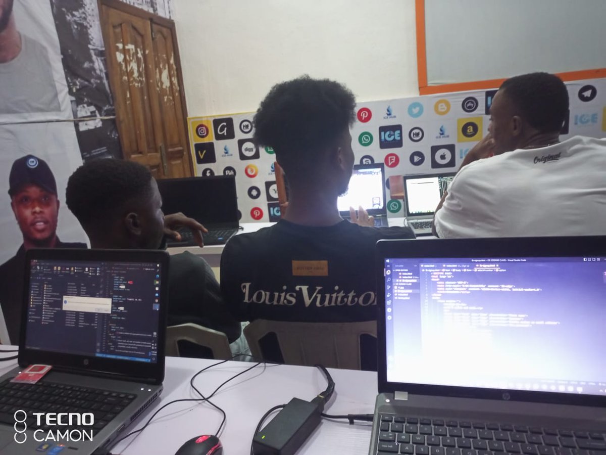 ICEHub_Africa's tweet image. ICEHub Essential class registration is on-going, but we will like to know why you haven&apos;t applied yet.

Check bio for the link and for other enquiries call or send DM.

#Anambratech #programming #tech #techskills