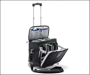 ogisaku_com's tweet photo. 【品薄品今なら即納】
品切れでした背の低い
ローリングケースが入荷❗️
#thinktankphoto #rollingcases
#rollingcamerabags
機材の取り出しは
トップとケース前面から可能です。
■ think TANK Photo
エアポート・ナビゲーター
⇒ https://t.co/1gppx4pNyi https://t.co/riVwdATxdp