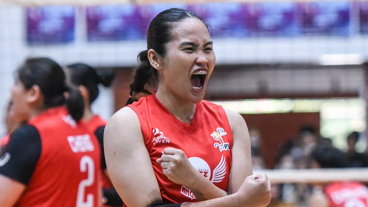 OneSportsPHL's tweet photo. Creamline (c) vs. F2 Logistics
Petro Gazz vs. PLDT

The 2023 PVL All-Filipino semifinals is finally set. Claim your title picks now.

#PVL2023 #TheHeartofVolleyball https://t.co/MnkvZr1lNr