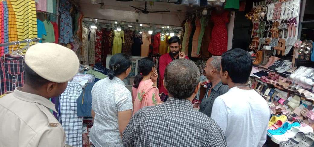 gmc_guwahati's tweet image. #GMC undertaking special #cleanlinessdrive, #creatingawareness on plastic reduction, promoting behavioural changes, improving hygiene &amp;amp; sanitation practices and spreading the message of #Swachhta

We urge the citizens of the city to cooperate with us in any way possible.