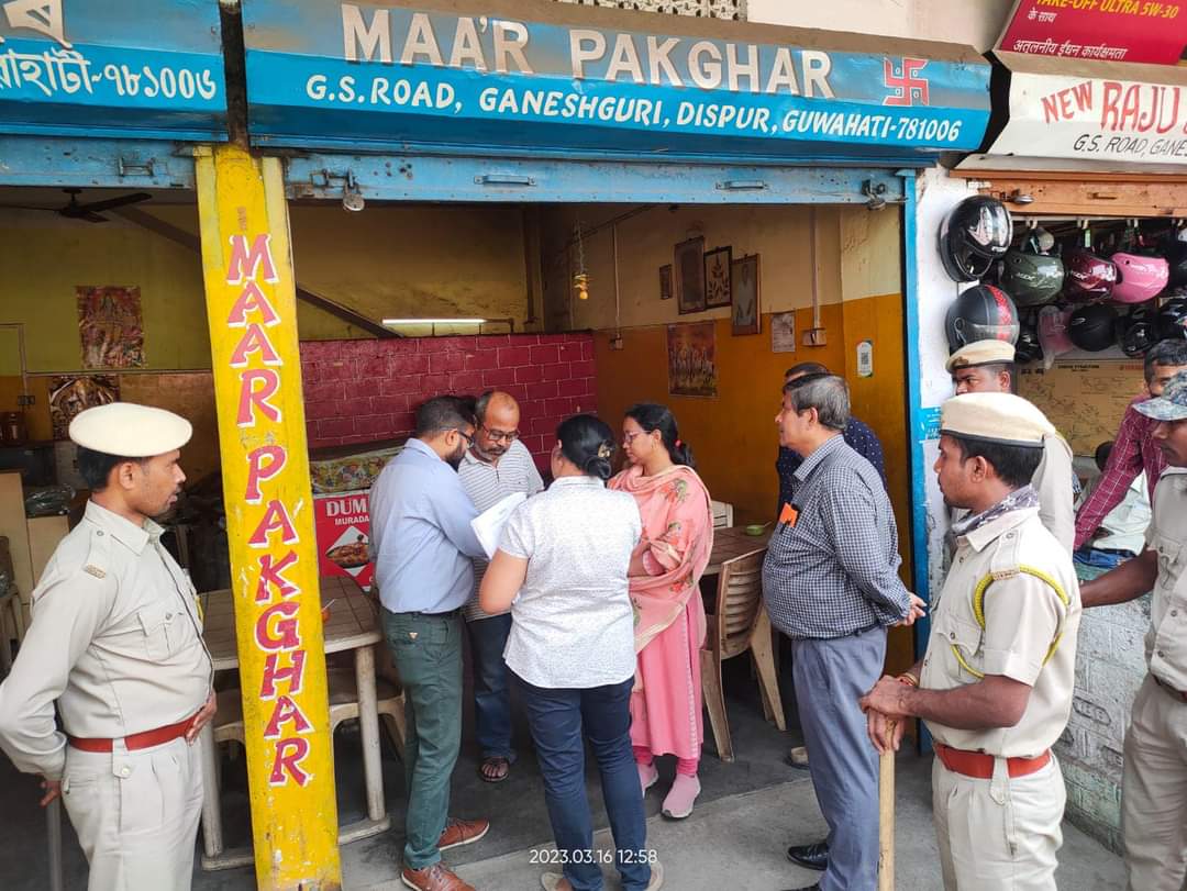 gmc_guwahati's tweet image. #GMC undertaking special #cleanlinessdrive, #creatingawareness on plastic reduction, promoting behavioural changes, improving hygiene &amp;amp; sanitation practices and spreading the message of #Swachhta

We urge the citizens of the city to cooperate with us in any way possible.