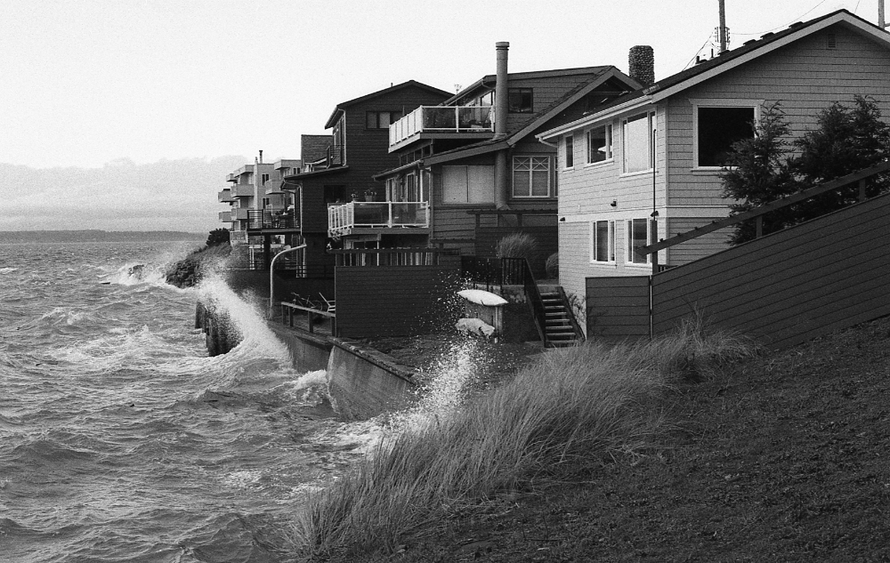 Throwback from 2013. #Ilford #HP5 #filmisnotdead #seattlescenes #seattle #westseattle #alki