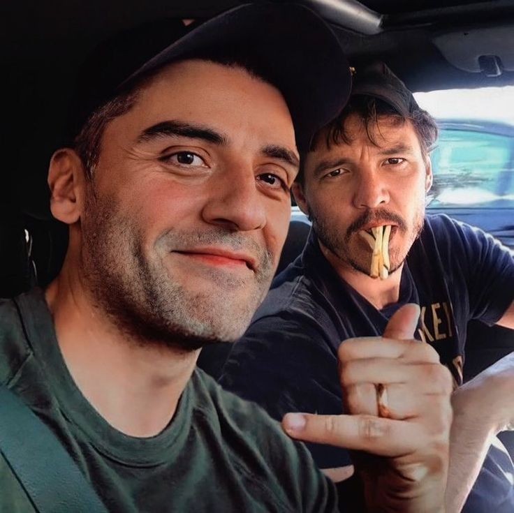 oscarsarchive's tweet photo. i love my dads https://t.co/gJPlF5zos5