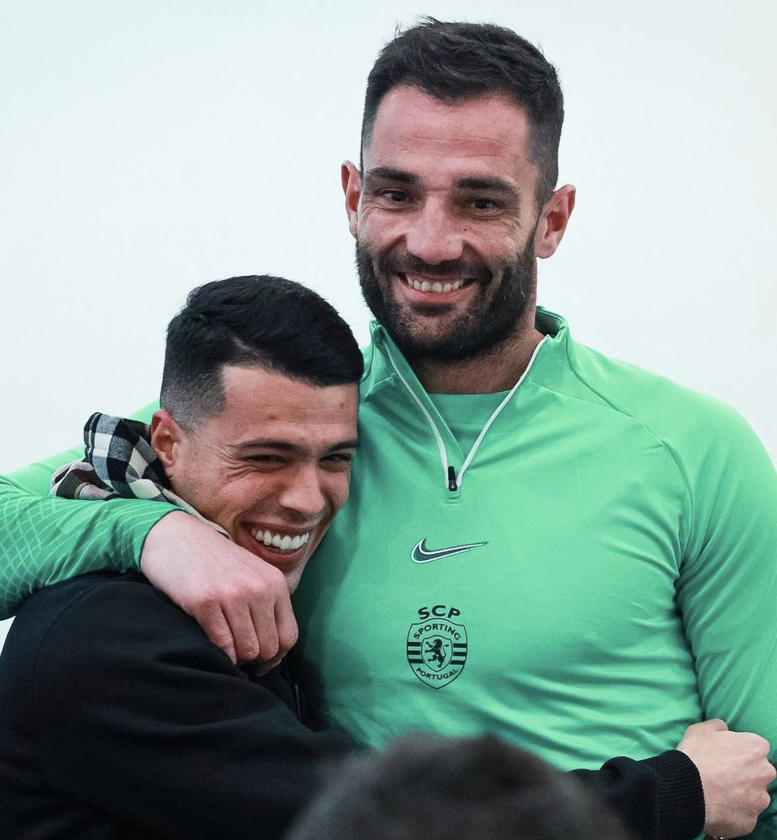 Para sempre um de nós… amamos-te @Pedroporro29_ 💚💚