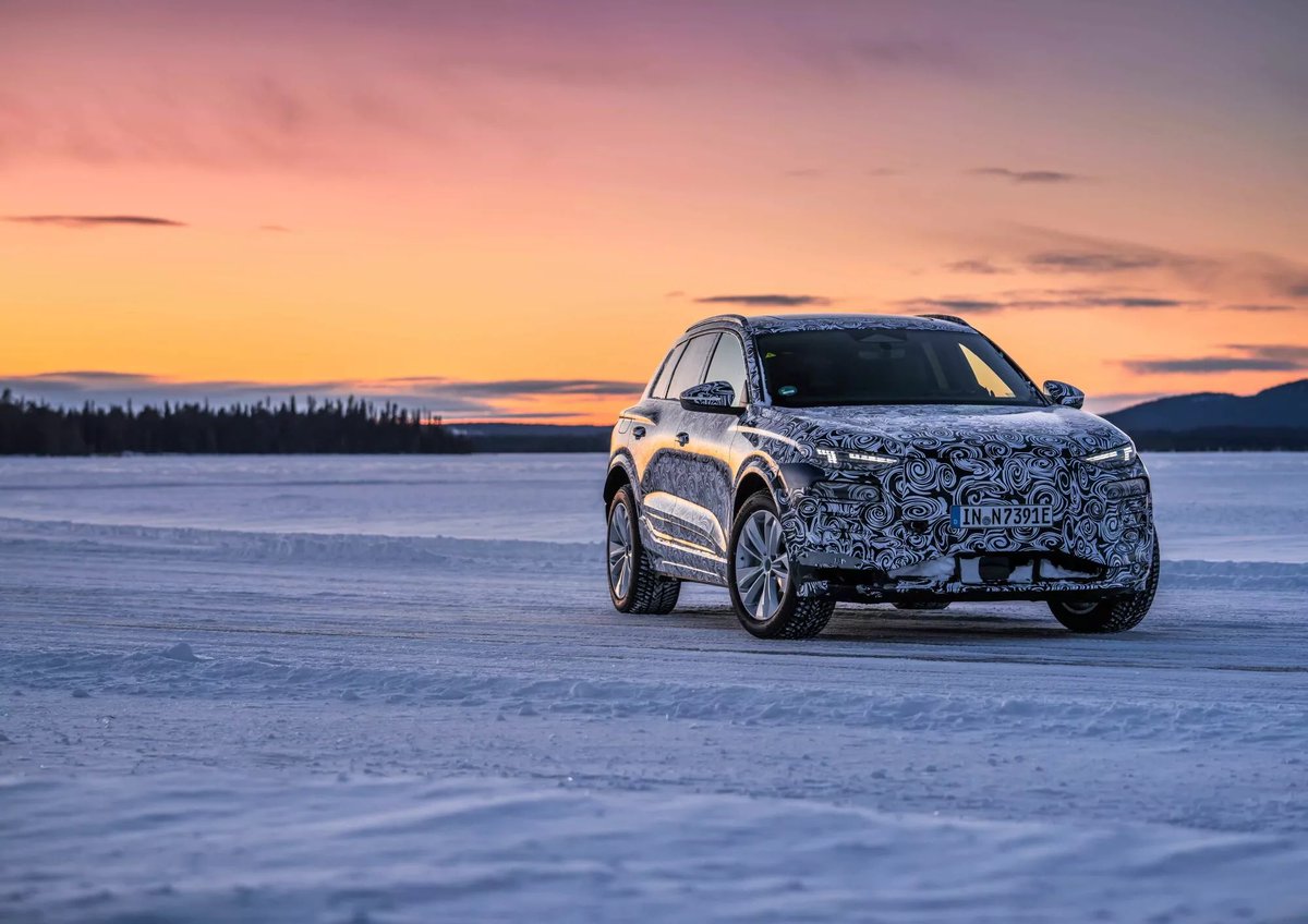 audi_af's tweet photo. Coming Soon 🤫 #Audi #Q6  #e-tron @AudiOfficial https://t.co/85L4DhIkAH