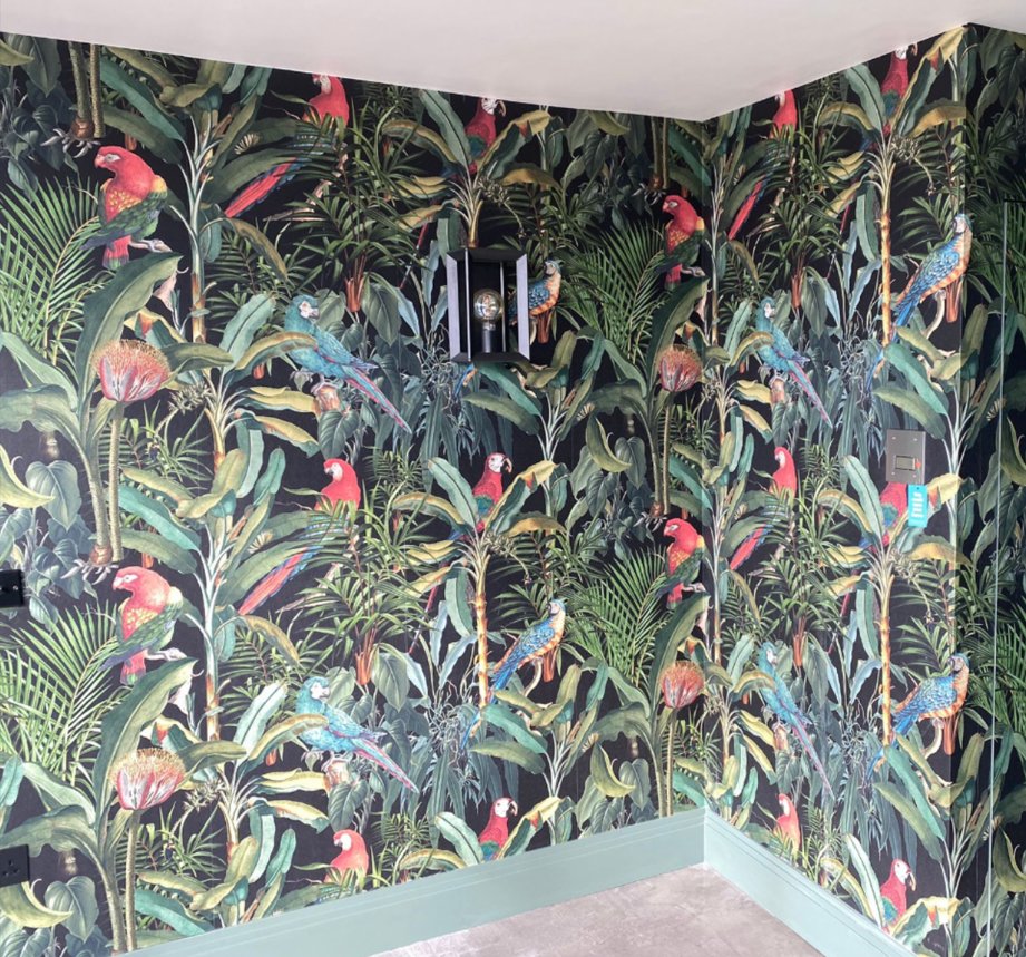 MistekLTD's tweet photo. Spot the automist spray head - the stylish design that blends perfectly with any modern interior and meets the necessary building regulations.  #safetyfirst #ModernInterior #SprayHead #buildingcontrol #openplan #bs8458 https://t.co/hwITkhyENR