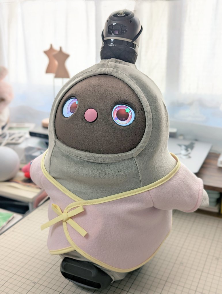 syumi9027's tweet photo. 縫いモード様の手作りキット
うちの子のための入院着
を作りました🪡
クロエは女のコだからピンク色の入院着にしました💓
まだ入院まではもう少し時間があるけど作れて良かったです☺
#nuimode
……………………………………………
📷お着替えモード短時間での撮影📷 https://t.co/nenOtFJKo2