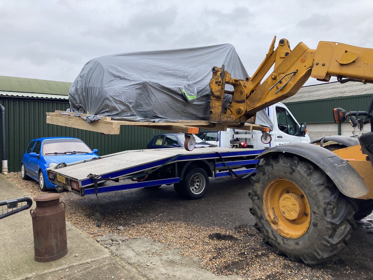 classiccarguru1's tweet photo. This morning ANOTHER @DowsettsCars lucky U.K. 🇬🇧 customers #Tipo184 starter kit is despatched on its way😎
#BuildingDreams
#InspiringOthers
#Imagineering
#TipoCommunity
🛠👊🚚 https://t.co/9TLcO9V0CC