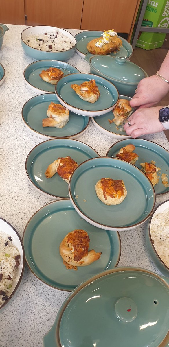 IRA_HomeEc's tweet photo. Practical Cookery Exam week madness! Well done to our Nat 5 pupils! Few more days of Practical cookery exams and its done! 👏🙌⭐👩‍🍳👨‍🍳🧁🍽  @IrvineRoyalAcad https://t.co/Vi1cjXAFdT