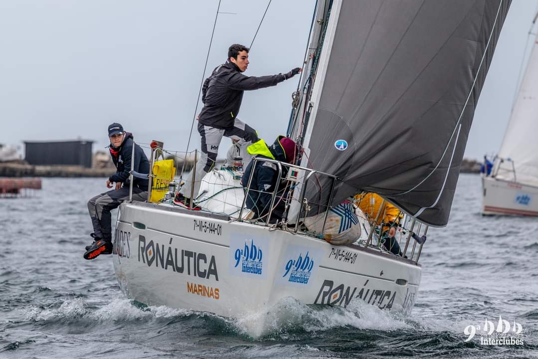 ronautica's tweet photo. Passion, experience and effort.

💙Passion motivates us to pursue our goals and drives us to give our best
💪Effort is the key to achieving your goals 
〰Experience, to make decisions with criteria

We could not feel more identified and proud! #Marinasforlife #sportssailing https://t.co/Rkl2DwHrvy