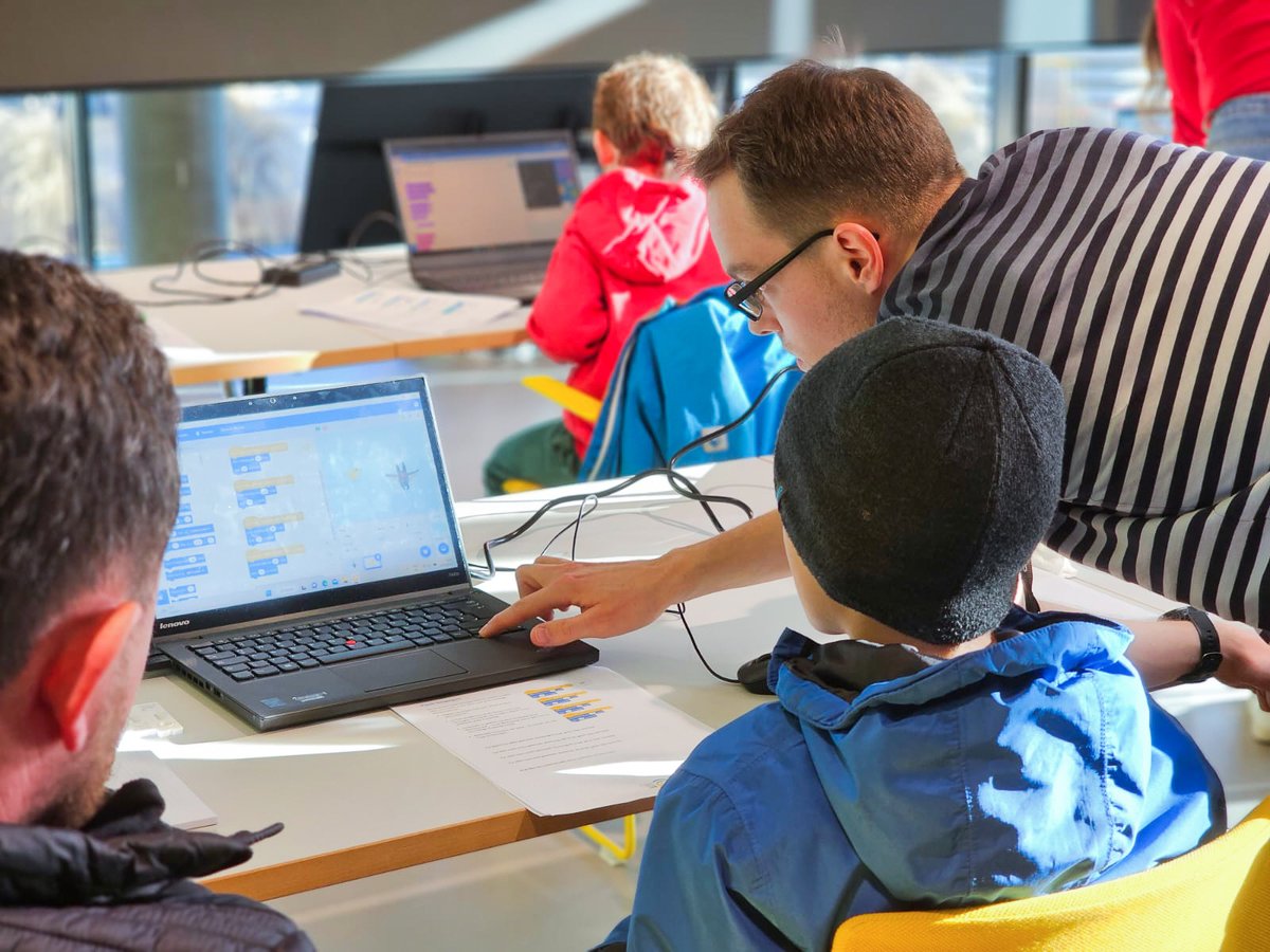 Dynatrace Labs (@dynatracelabs) on Twitter photo Our Engineering Headquarters once again hosted <a href="/CoderDojo/">☯CoderDojo☯</a> Linz, a club for kids who want to learn programming in a fun way. #Dynatracers volunteered as mentors, helping the kids create their first websites, games, and apps. 🚀
#stem Our Engineering Headquarters once again hosted <a href="/CoderDojo/">☯CoderDojo☯</a> Linz, a club for kids who want to learn programming in a fun way. #Dynatracers volunteered as mentors, helping the kids create their first websites, games, and apps. 🚀
#stem