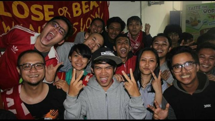 recky_RH's tweet photo. Football, Friendship, Family.
Sebelum tertiup angin, sekarang sedang sibuk dengan urusannya masing-masing. https://t.co/QwWT2Lhl8O