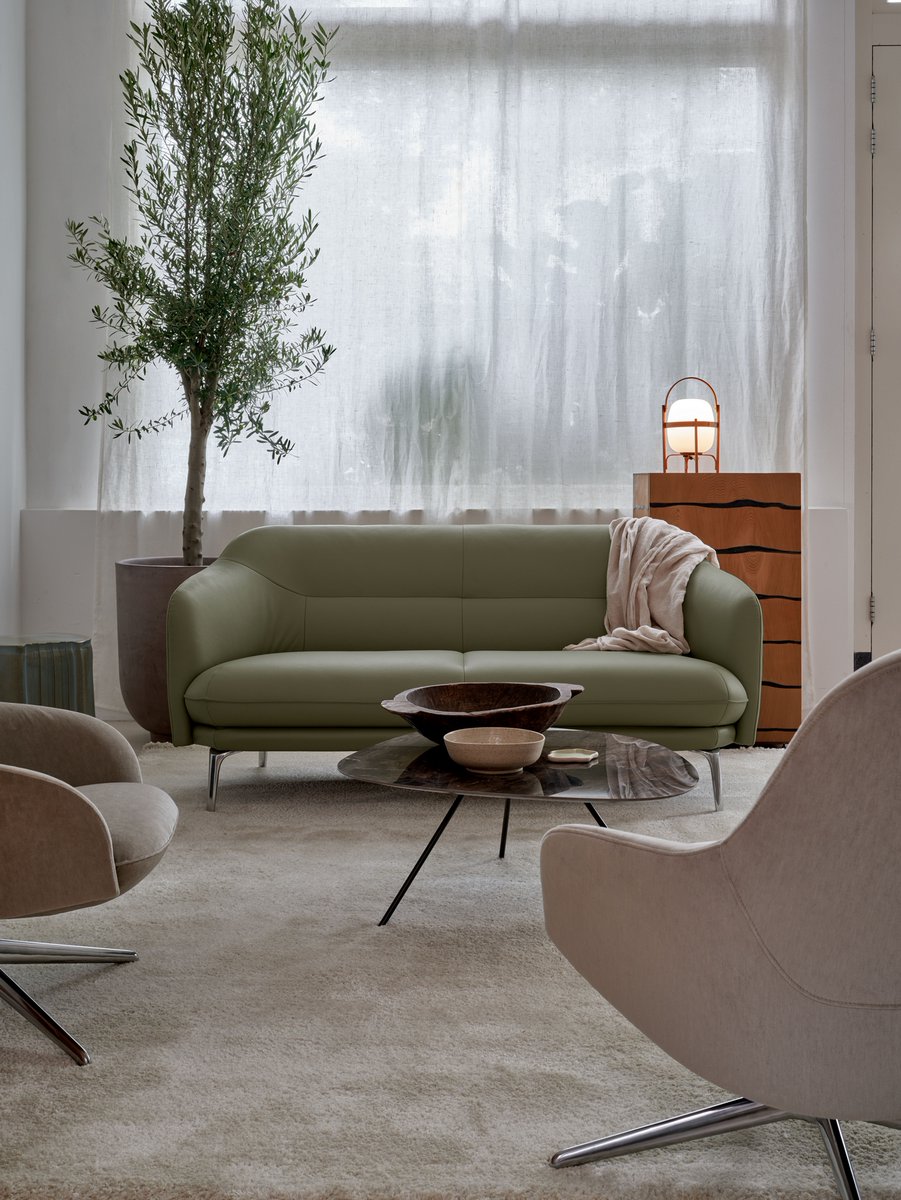 HeidaInterieurs's tweet image. Lindo is als een beste vriend die altijd voor je klaarstaat, ook in kleinere interieurs. Hij past zich moeiteloos aan jouw wensen en behoeften aan, met een scala aan opties om het comfort te verhogen.
heida-interieurs.nl/Leolux-bij.../…

#winkelcentrumoudrijswijk #leolux #interieur