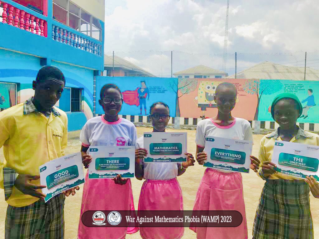 OfficialNAMSSN's tweet photo. Now at the southeast zone, our team of volunteers shows outstanding effort. Recently, we visited the GATEWAY SUCCESS GROUP OF SCHOOLS in Anambra State, and both the teachers and students expressed happiness for the privilege. https://t.co/bZTrq81YSk